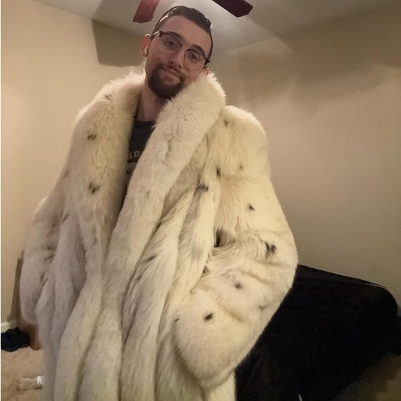 Meet your Posher, T j - Picture 1 of 2